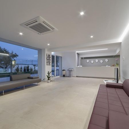 Southeast Hotel 嘉拉蒙提·古非 外观 照片