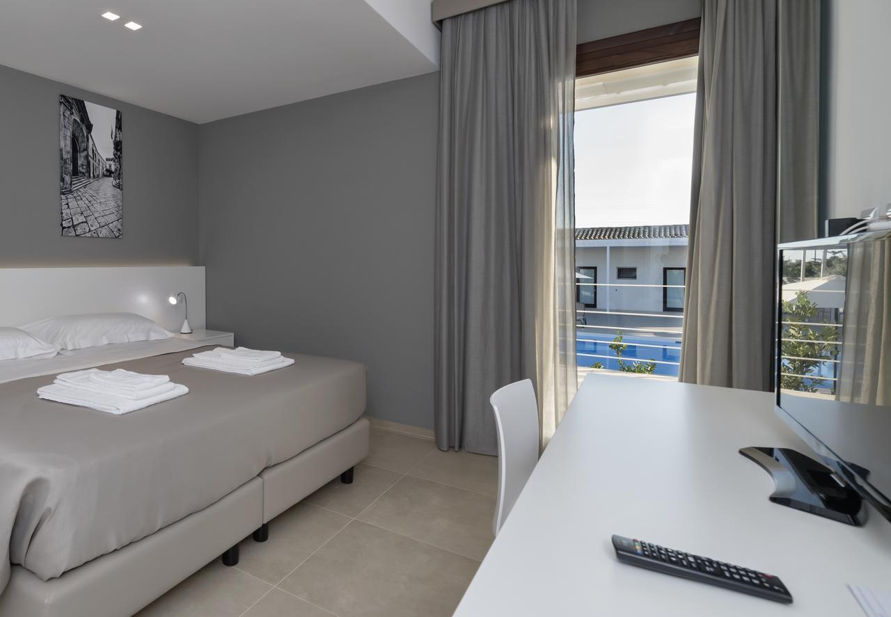 Southeast Hotel 嘉拉蒙提·古非 外观 照片